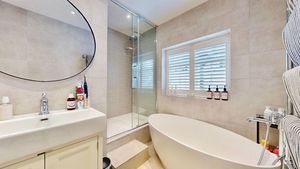 Photo 10- click for photo gallery